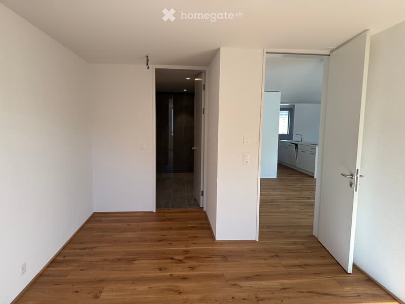 Moderne 4.5 Zimmer Wohnung in ruhiger Wohnlage (4)