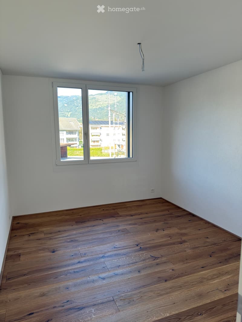 Moderne 4.5 Zimmer Wohnung in ruhiger Wohnlage (3)