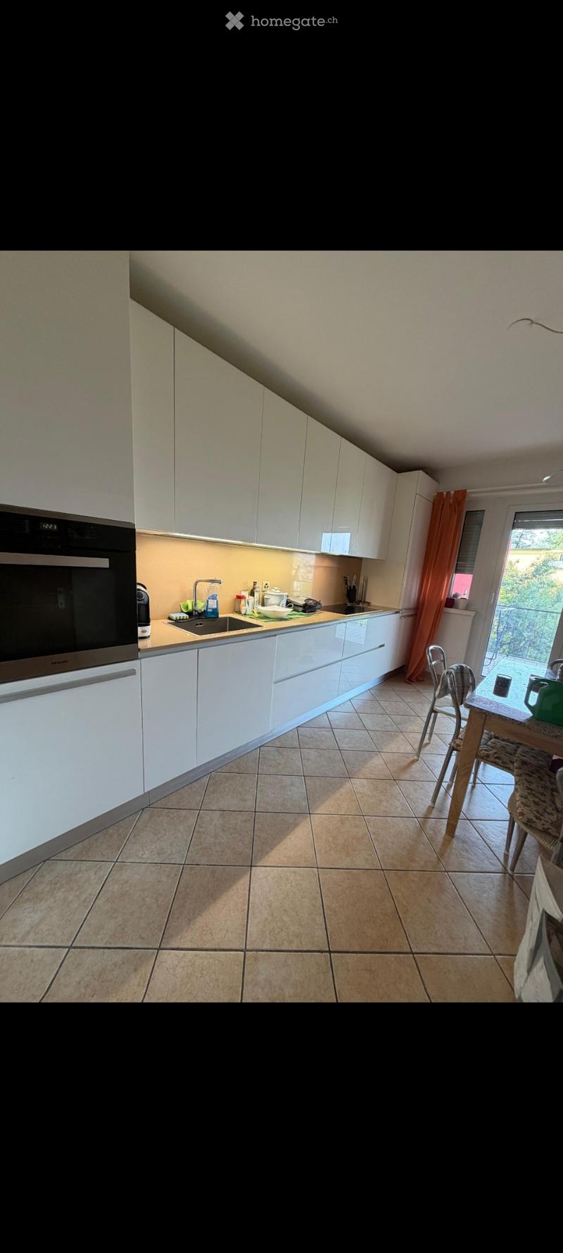 Bellissimo 3.5 a Pregassona con piscina condominiale (4)