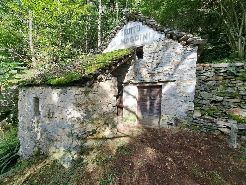 Grotto (1)