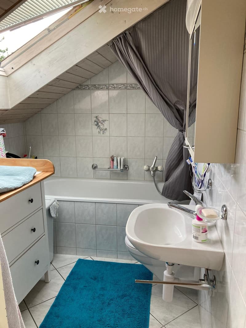 tolle Wohnung zur Zwischenmiete 6 Monate ab September 26 (3)