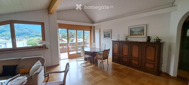 Dachwohnung 4.5 Zimmer im 2. Stock - unverbaubare Sicht (5)
