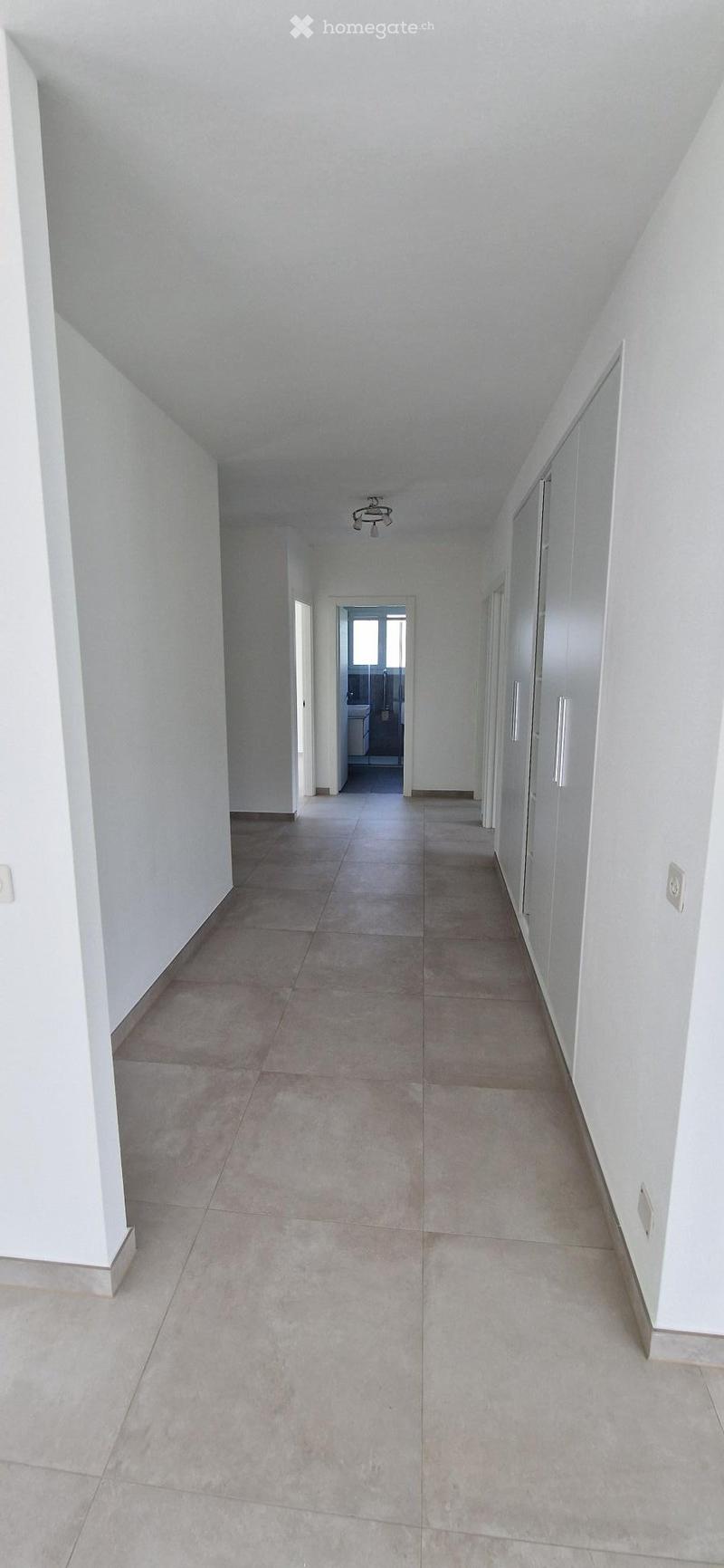 Affittasi appartamento di 5 locali a Rivera (6)