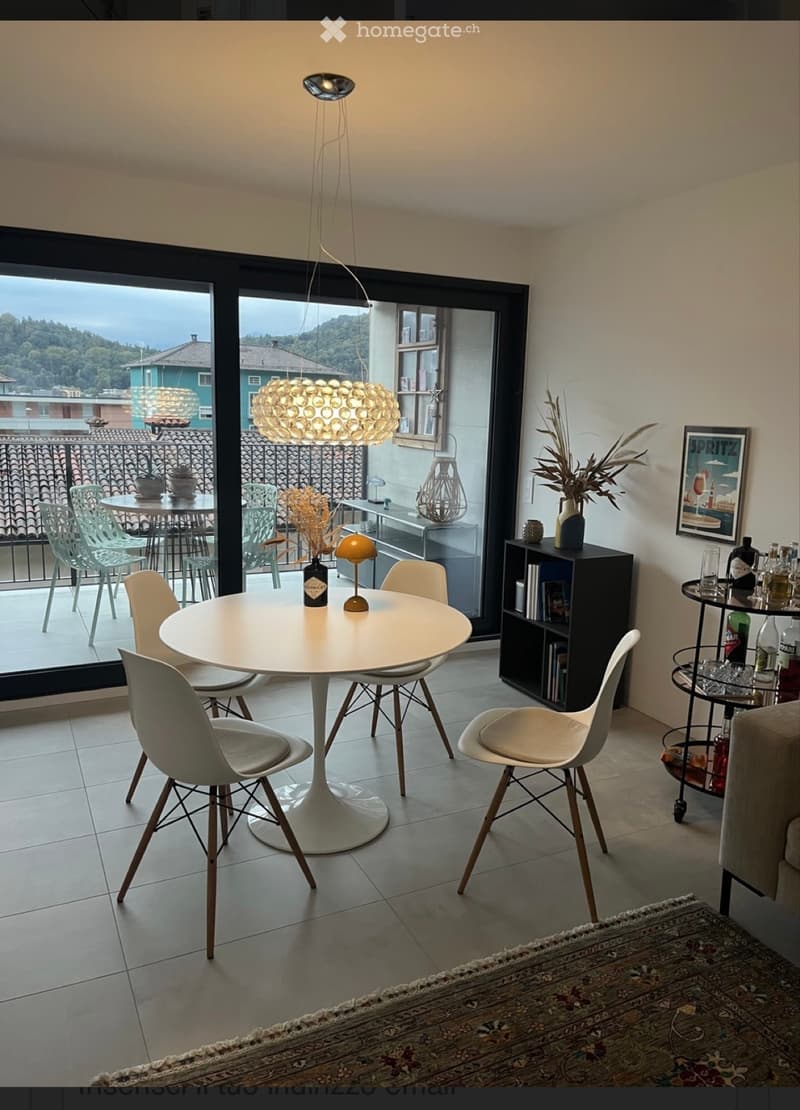 Vendesi bell'appartamento duplex (3)