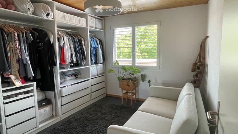 3.5-Zi-Attikawohnung mit grosser Dachterrasse + Einzelgarage (9)