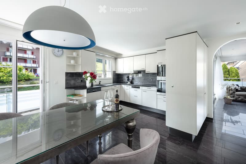 Schöne 4,5-Zimmer-Wohnung im 2. OG direkt an der Sarneraa (3)