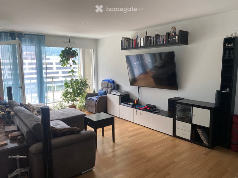 Zimmer in 3.5-Zimmer-Wohnung direkt am Bahnhof & Coop Pronto (5)