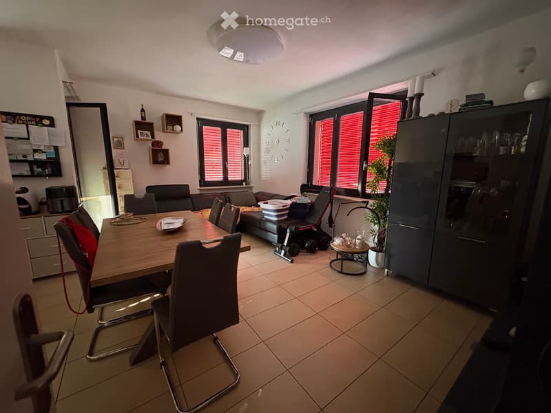 Cercasi subentrante 4.5 locali (3)