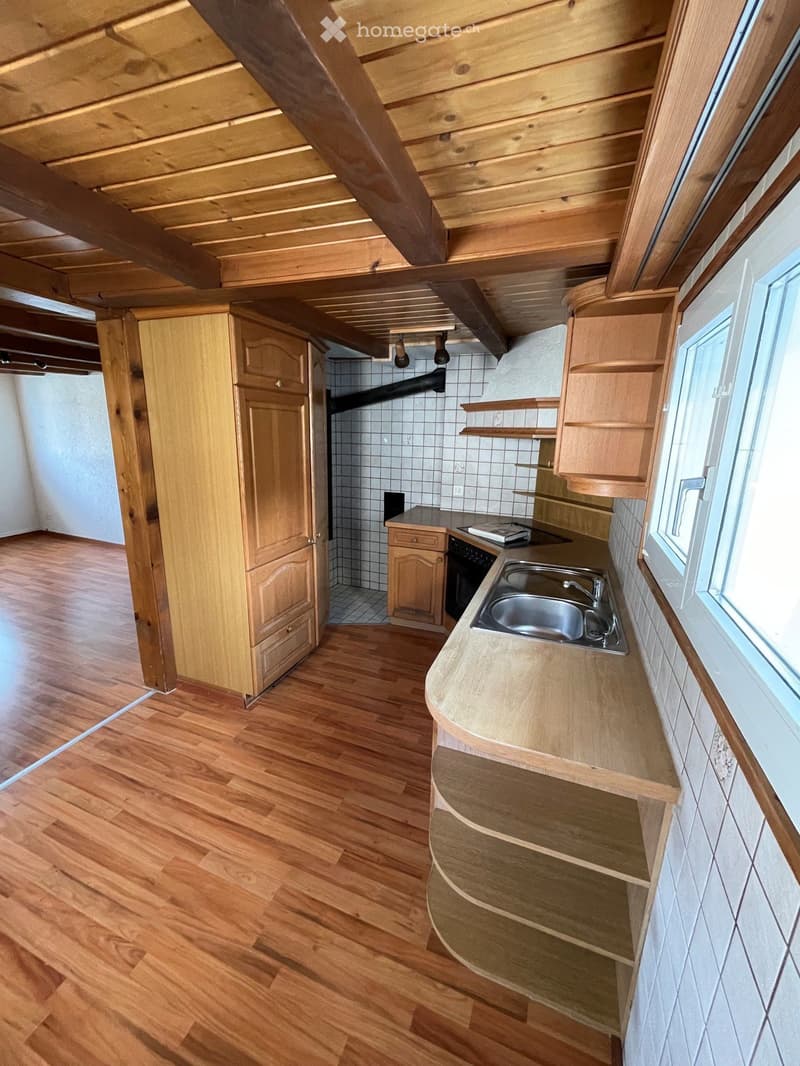 zentraler 3.5-Zimmer-Hausteil mit Sitzplatz & Parkplatz (3)