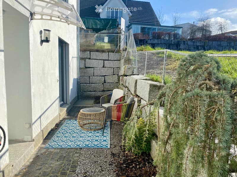 Charmante 3.0-Zimmer-Einliegerwohnung Haustiere erlaubt. (1)