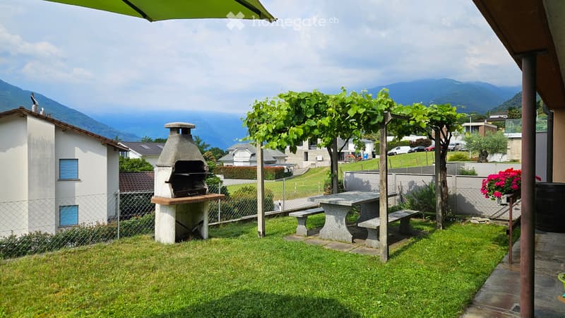 Subentrante appartamento 4.5 locali con giardino (1)