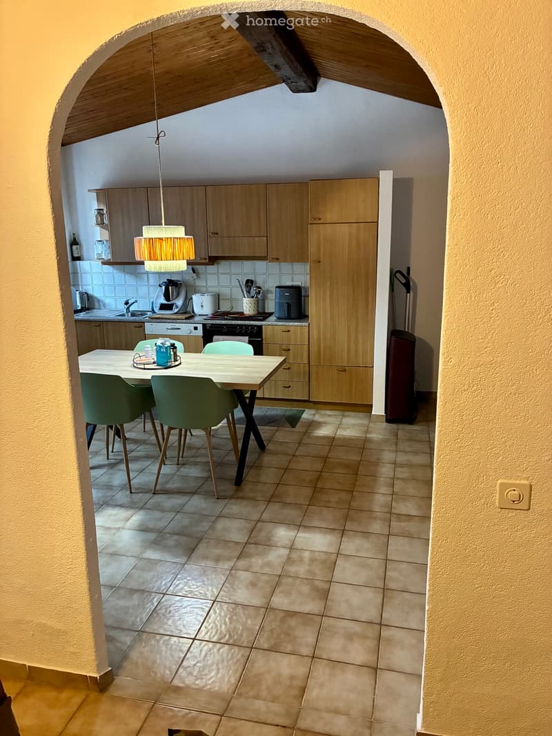 Appartamento 2,5 locali a Cureglia CHF 1100 al mese (2)