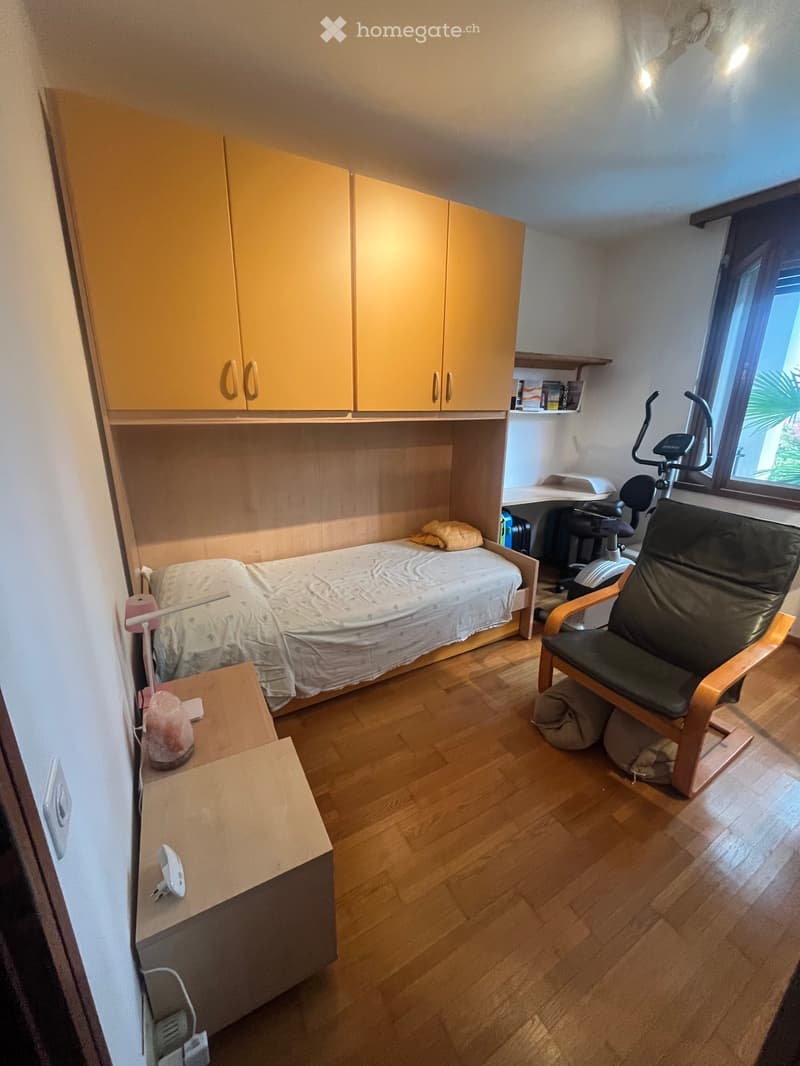 Offro Camera con bagno, in casa privata a Cadempino (1)