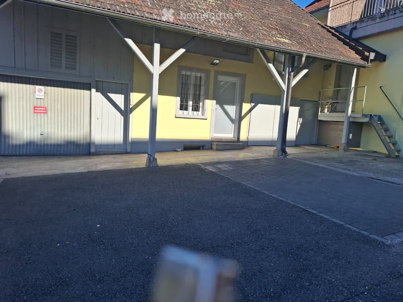 per sofort 2,5 Zimmer Wohnung (3)
