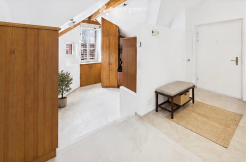 Stilvolle 4.5-Zimmer-Dachwohnung in Spreitenbach (2)
