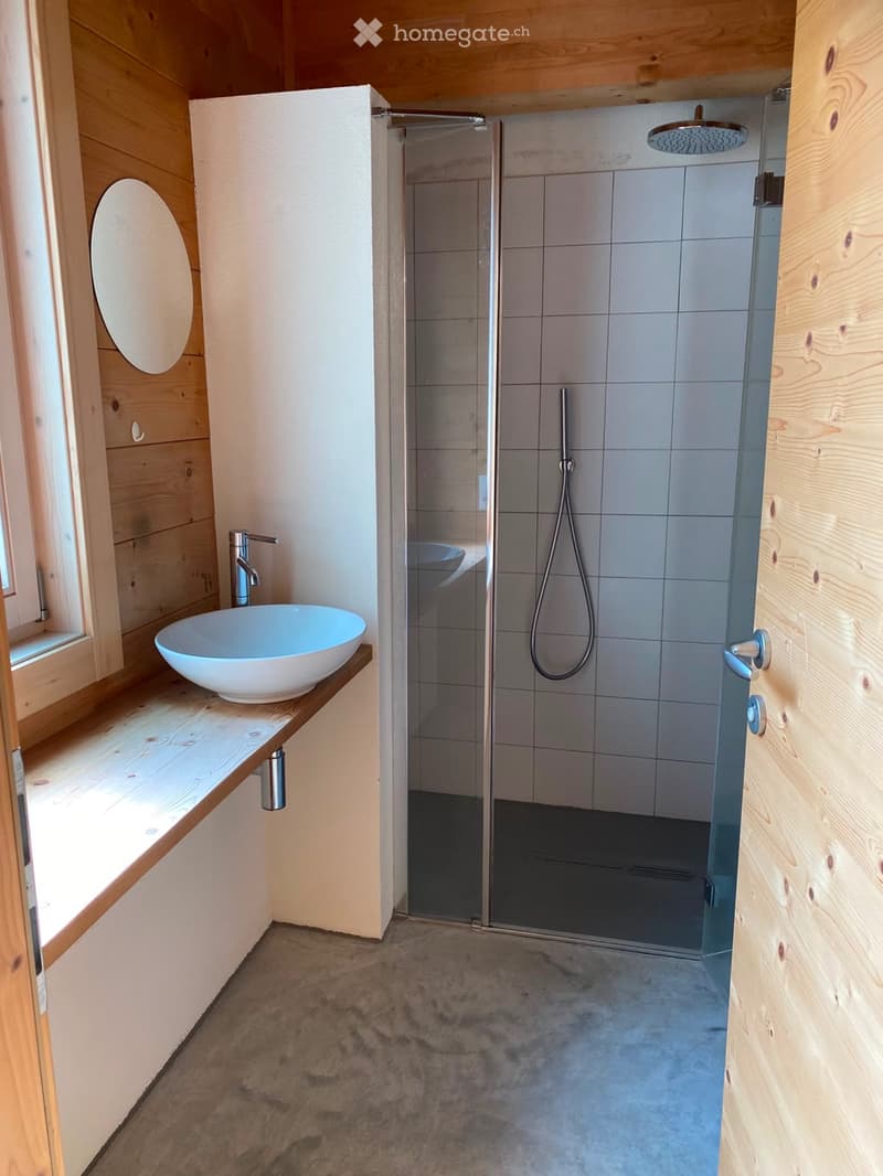 Camera con bagno in casa condivisa (1)