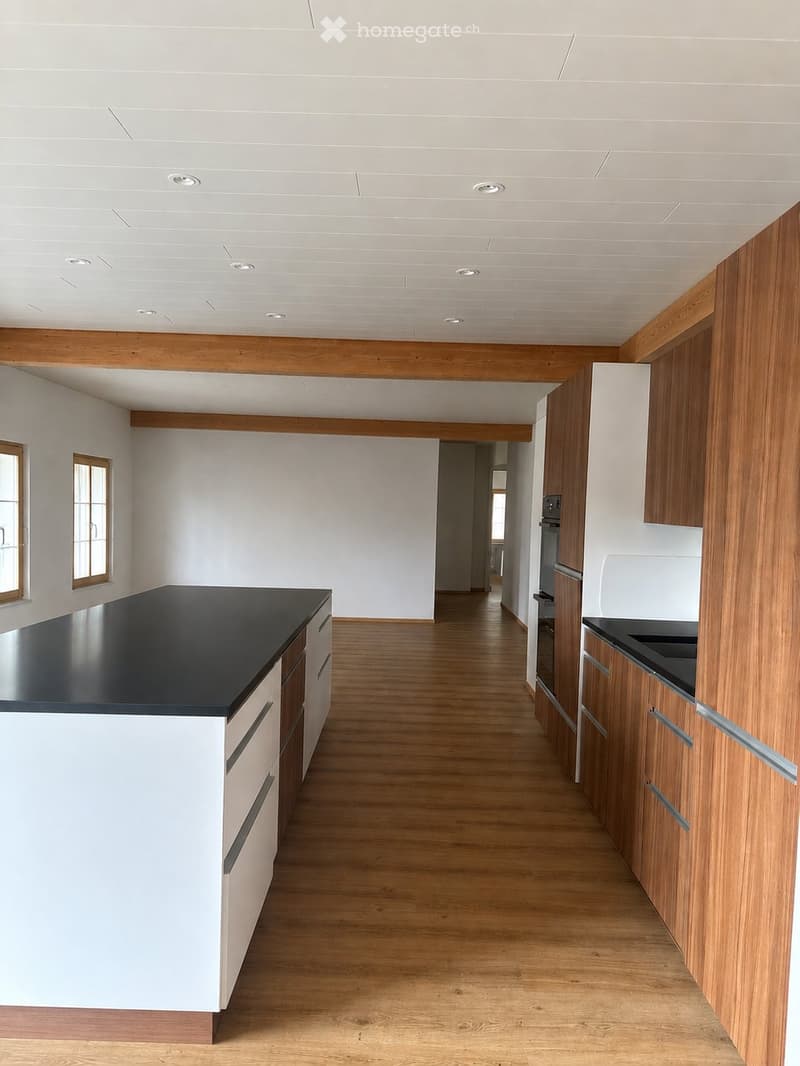 5.5 Zimmer Wohnung auf Bauernhof zu mieten, evt. mit Stall (1)