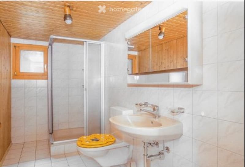 Einliegerwohnung (Studio) in Einfamilienhaus zu vermieten (3)