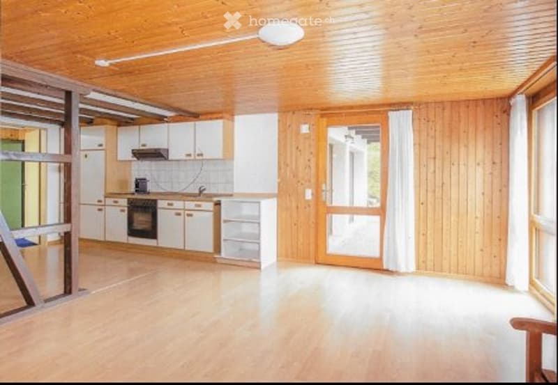 Einliegerwohnung (Studio) in Einfamilienhaus zu vermieten (2)