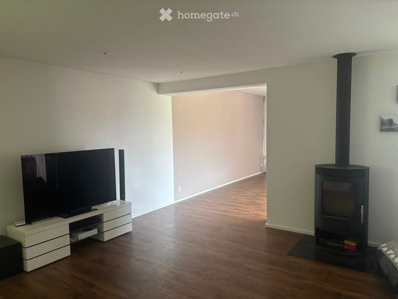 Wunderschönes Einfamilienhaus zu vermieten in Lostorf (5)