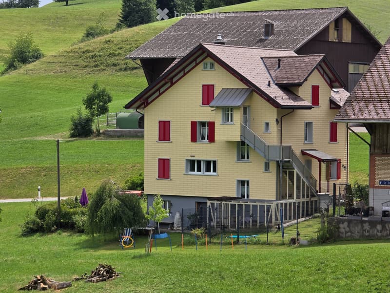 Schönes Haus mit Einliegerwohnung (4)
