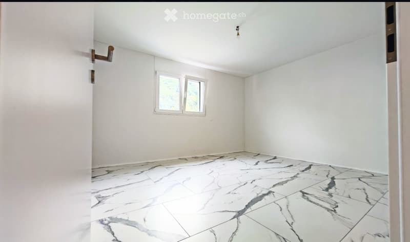 NUOVO E LUMINOSO 3.5 CON GRANDE GIARDINO PRIVATO A GORDUNO (1)