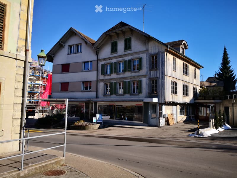 Im Zentrum von Huttwil zu vermieten 2 1/2 Zimmerwohnung (1)
