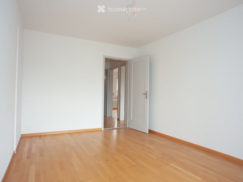 Charmante 3-Zimmer-Wohnung direkt an der Emme (4)