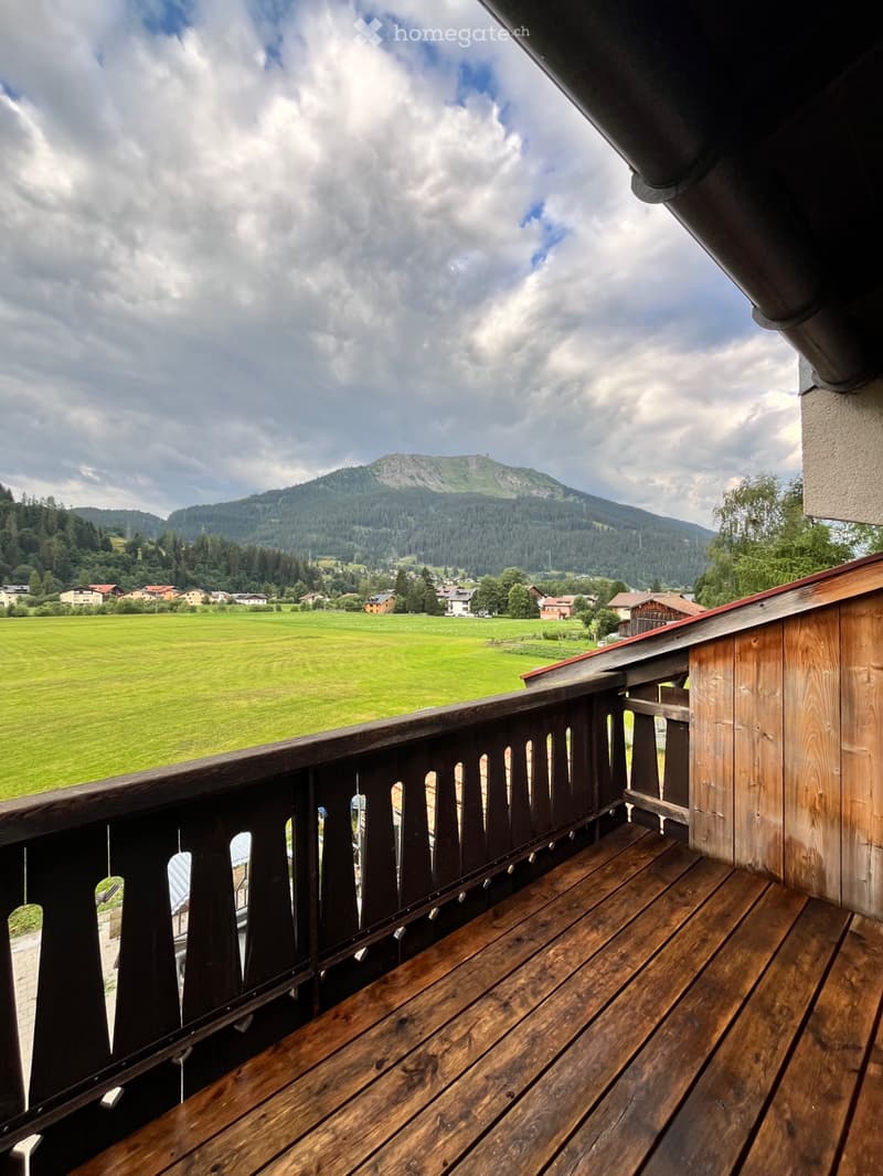 3.5-Zimmer-Ferienwohnung mit Balkon in Klosters (1)