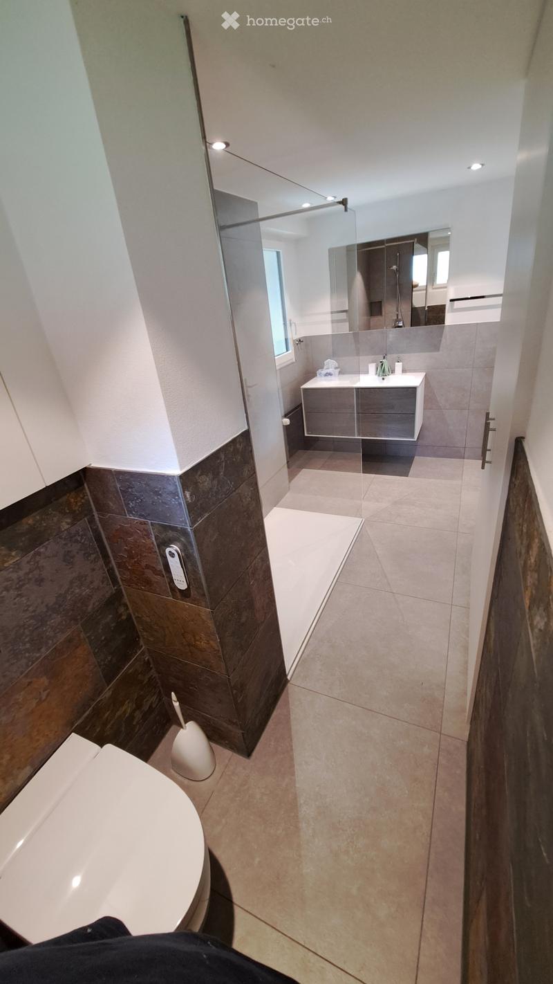 Schöne 3 Zimmer Wohnung im Zentrum von Oberhofen (1)