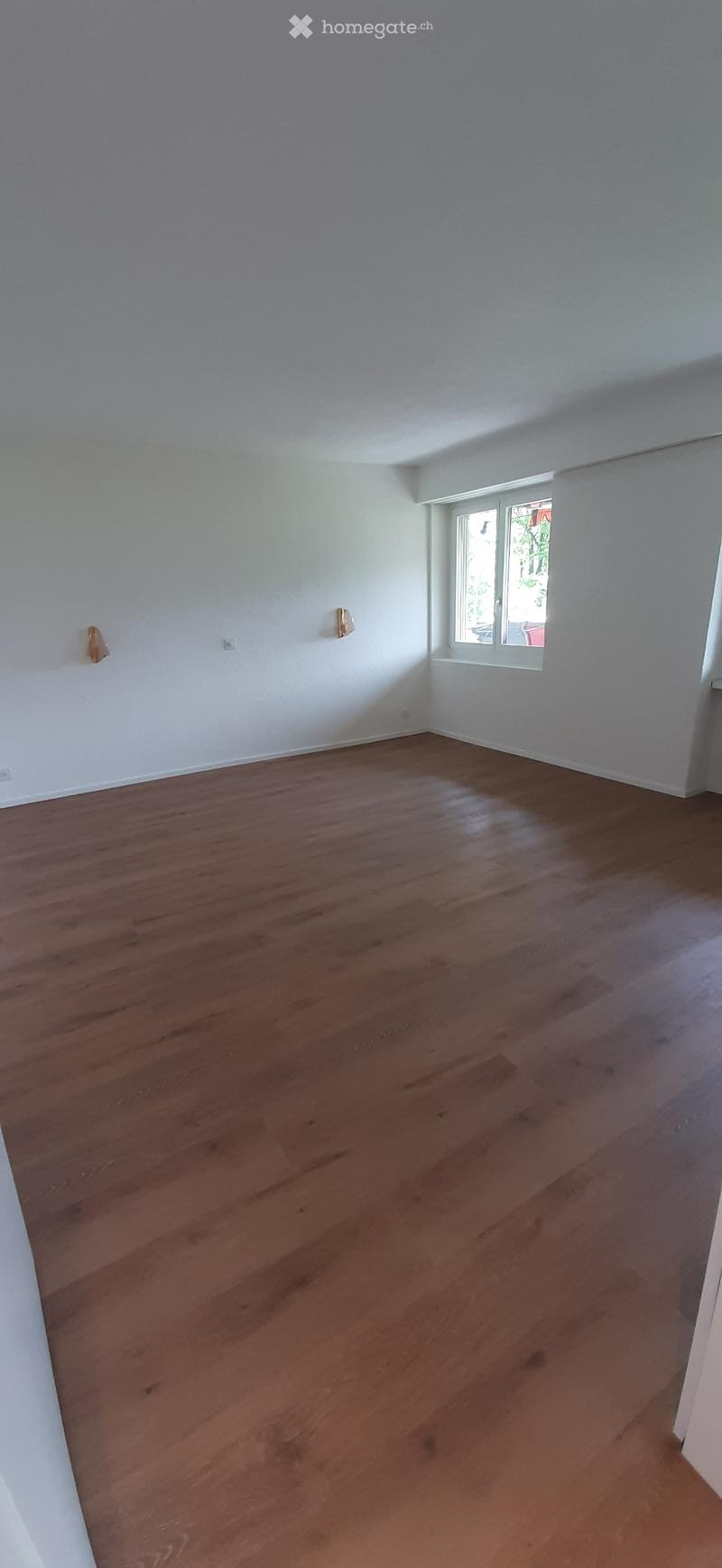 2 1/2 Zimmerwohnung zu vermieten (2)
