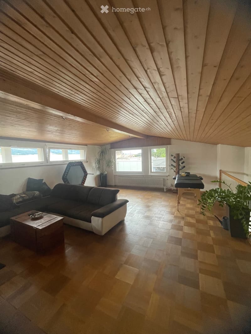 Charmante 4½-Zimmer-Wohnung mit Cheminée in Baldegg (4)
