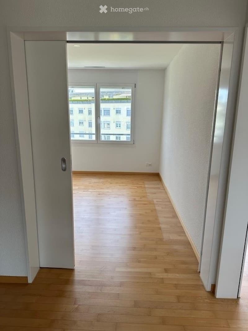 Charmante 2,5-Zimmer-Wohnung in Winterthur (4)