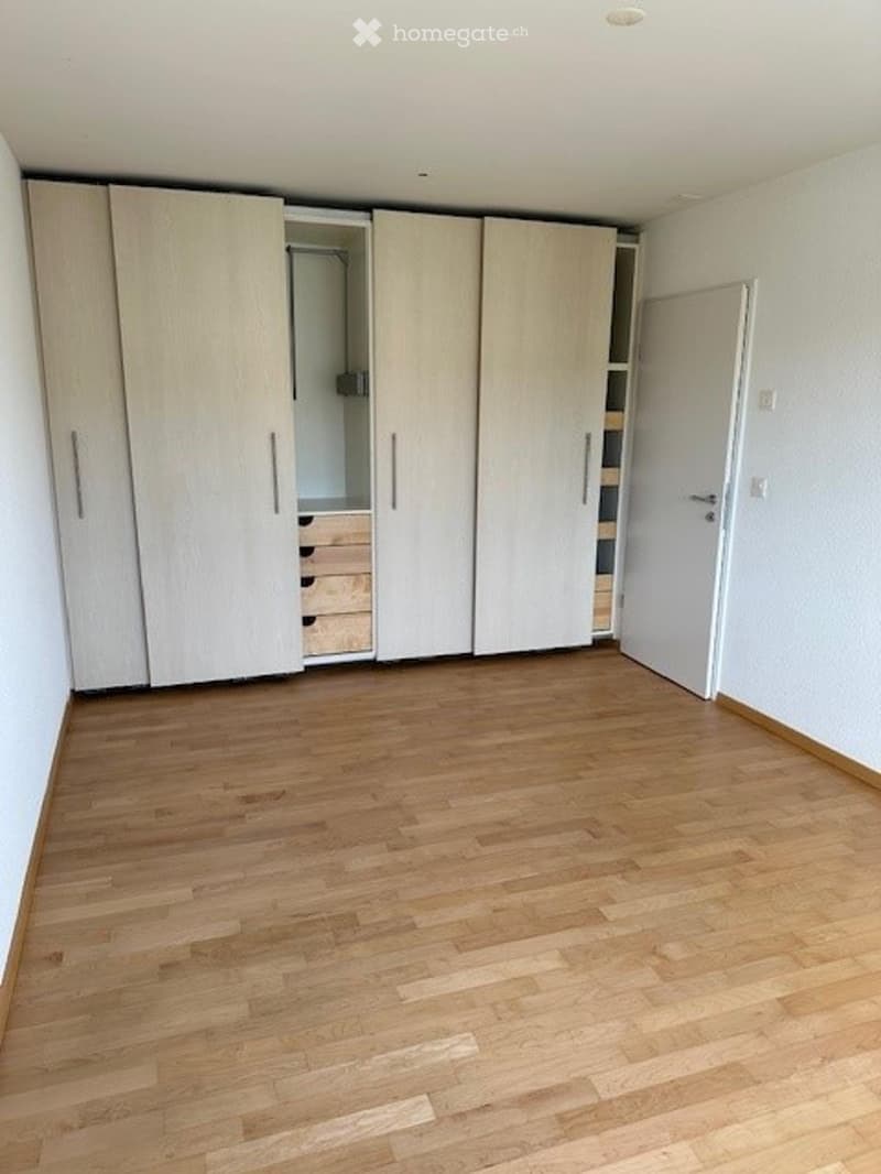 Charmante 2,5-Zimmer-Wohnung in Winterthur (2)
