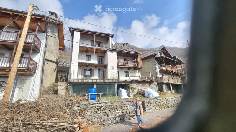 Rustico nel nucleo di Gresso, Valle Onsernone (1)