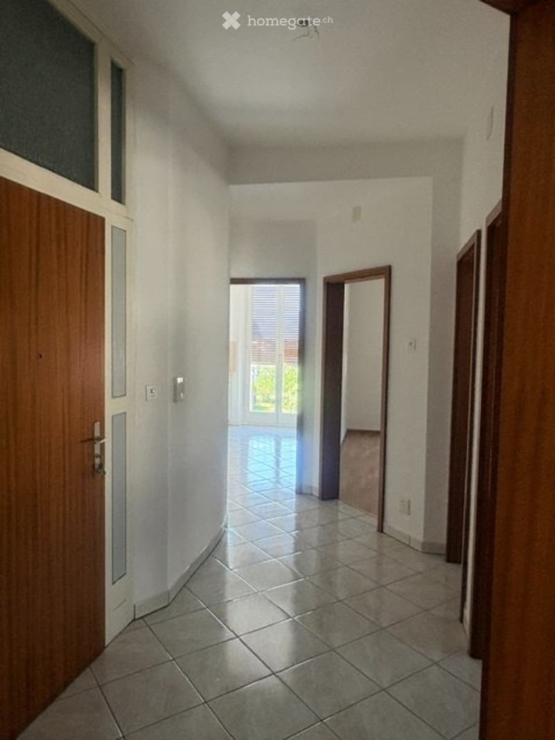 Biasca 3.5 locali con doppi servizi e balconi (1)