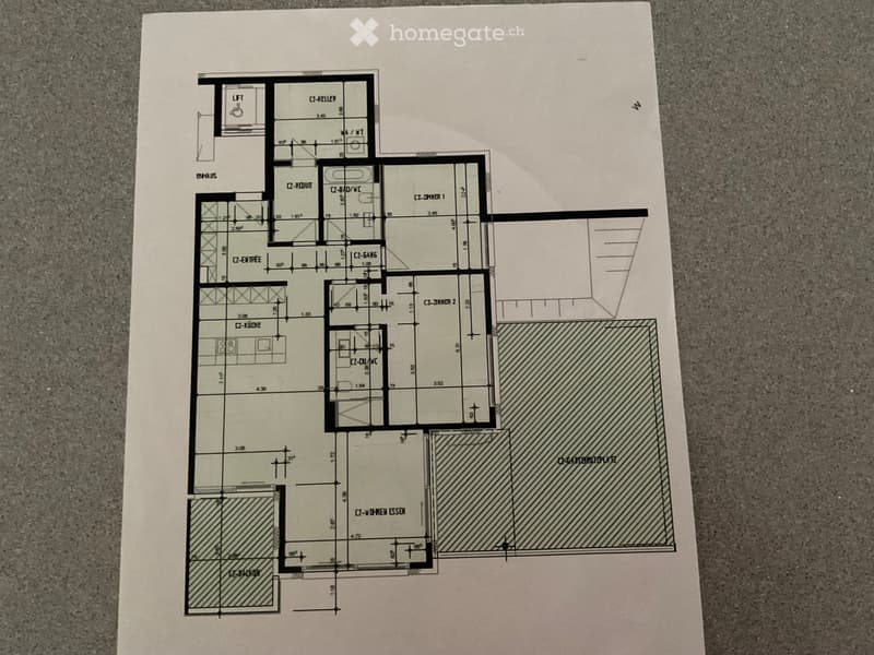 Exklusive 3,5 Zimmer Whg mit Gartenterasse und Loggia (4)