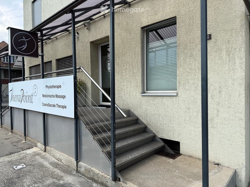 Spiez: Behandlungszimmer in Physiopraxis (5)