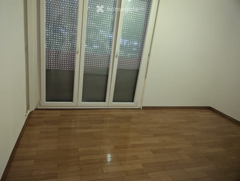 Bellissimo appartamento di 2,5 locali 70mq (2)