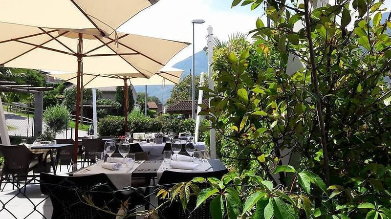 Bellinzonese, vendo casa con 6 camere (3)