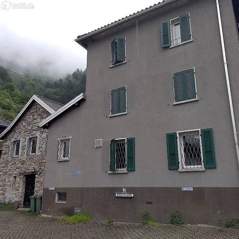 Bellinzonese, vendo casa con 6 camere (4)