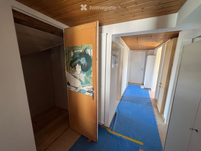 Frisch renovierte Dachwohnung (1)