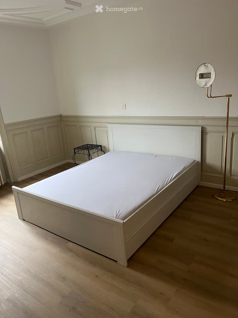 Zum vermieten WG Zimmer (1)