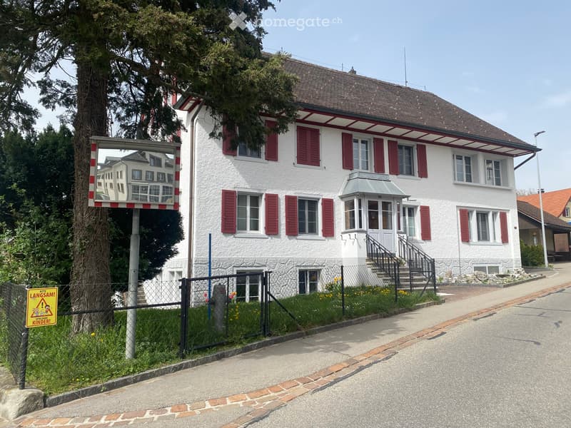 Helle Single-Wohnung im Loft-Stil per 01.08. oder n.V. (1)