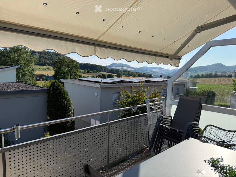 Helle 5.5-Zimmer-Wohnung mit Balkon und Aussicht in Scherz (5)