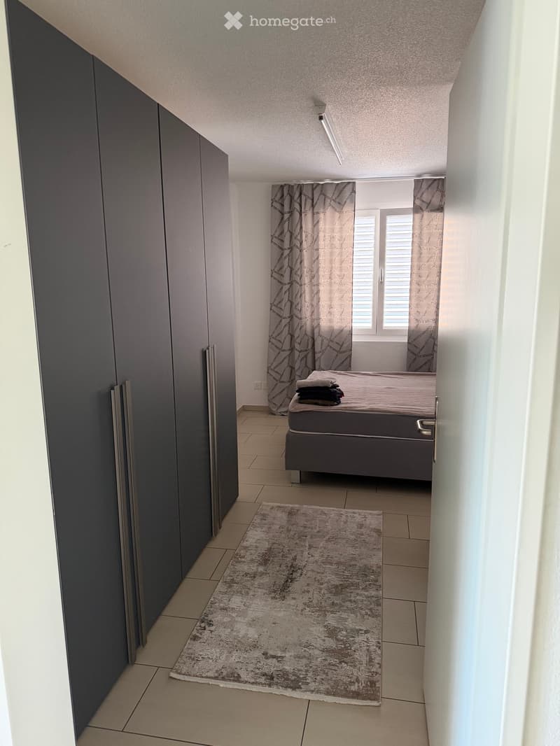 Helle 5.5-Zimmer-Wohnung mit Balkon und Aussicht in Scherz (4)