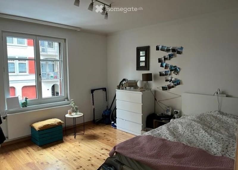 Charmante 2.5-Zimmer-Wohnung mit Balkon zentral in St.Gallen (4)