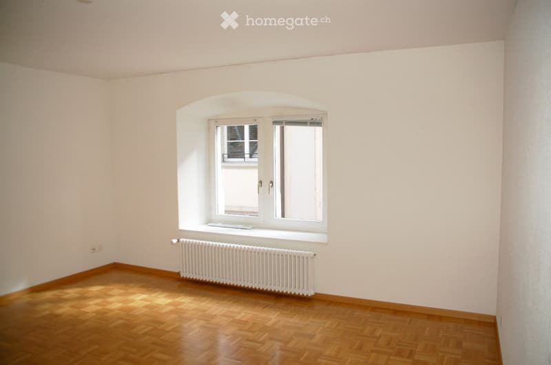 Grosszügige 4,5-Zimmer Altstadtwohnung mit Balkon (4)