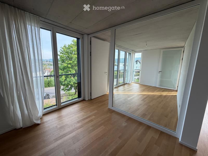 Moderne 4.5-Zimmer-Wohnung mit Weitblick (7)
