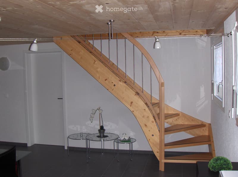 3.5 Zimmer Maisonettewohnung mit Galerie in Langnau (3)